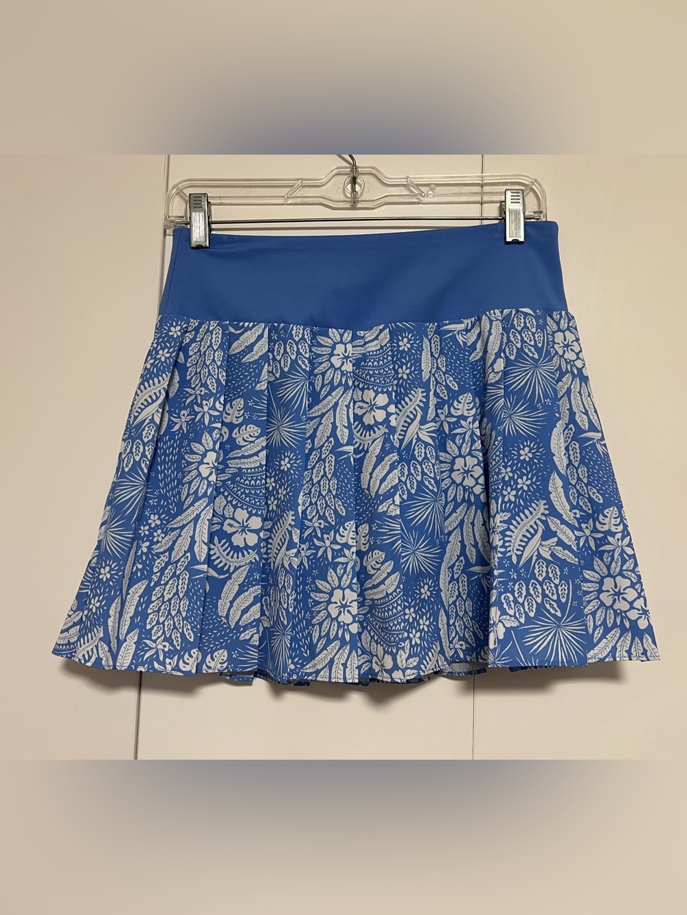 Tommy Bahama Everyday Active Golf Tennis Pleated Skort Sz XS Blue White Floral